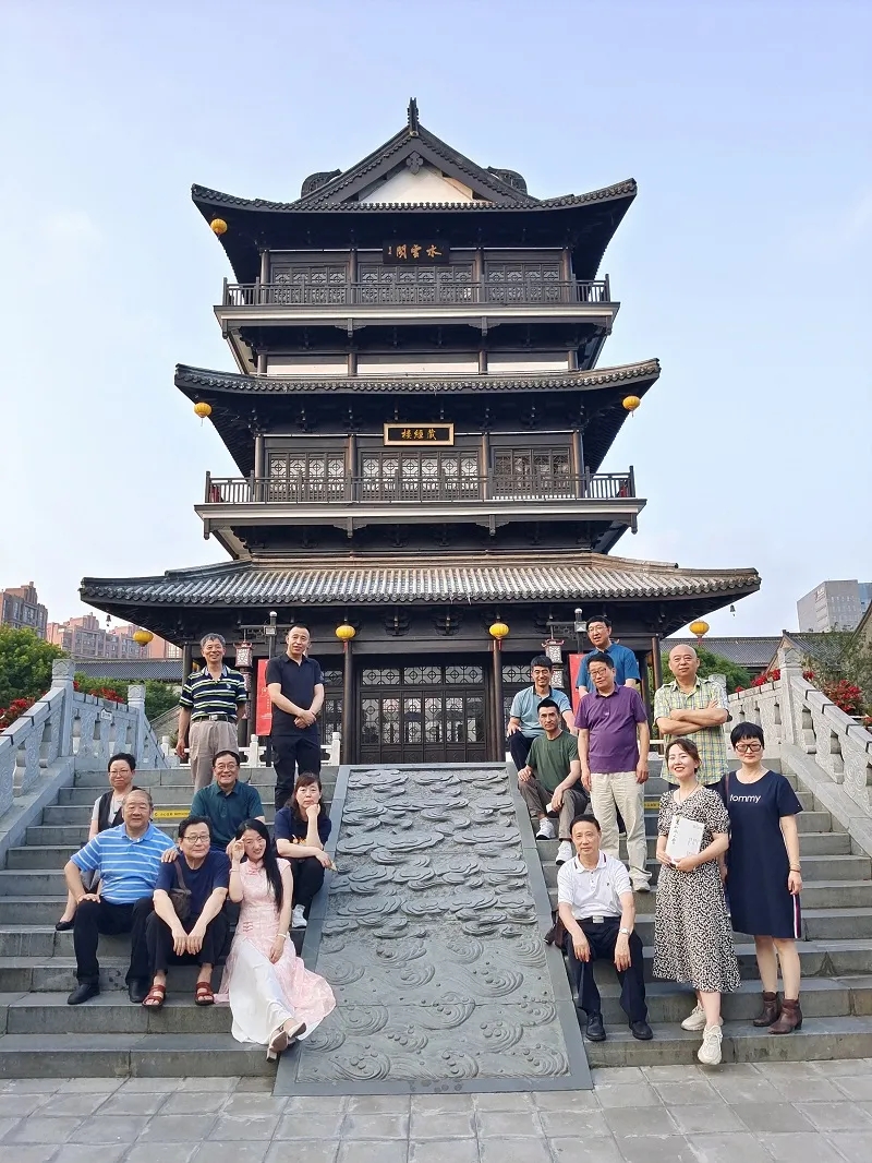 1625644720103086.jpg 640.webp (9).jpg